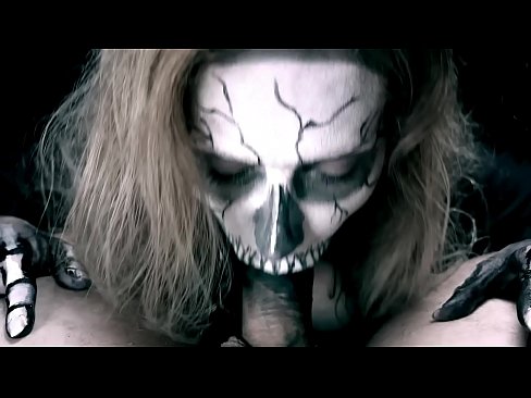 ❤️ ສາວ Demon ດູດ cock ກັບປາກສີດໍາຂອງນາງແລະກືນ cum. ️ ວິດີໂອໂປ້ ຢູ່ພວກເຮົາ ﹏